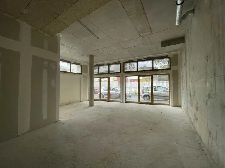 Bureau dans Montreuil à vendre - Photo de l’immeuble – Image 3 sur 11