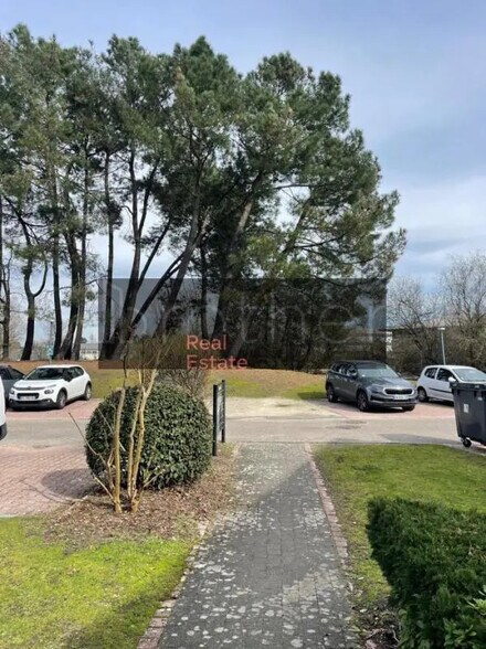 Bureau dans Mérignac à louer - Photo de l’immeuble – Image 3 sur 7