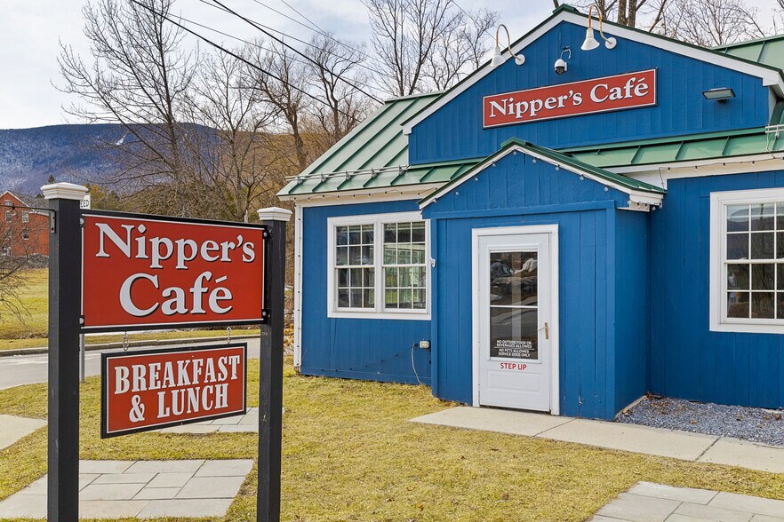 4697 4697 St, Manchester Center, VT à vendre - Photo principale – Image 1 sur 52