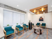 360 East 72 St 1A_04