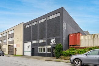 Plus de détails pour 1856 Pandora St, Vancouver, BC - Local d’activités à vendre