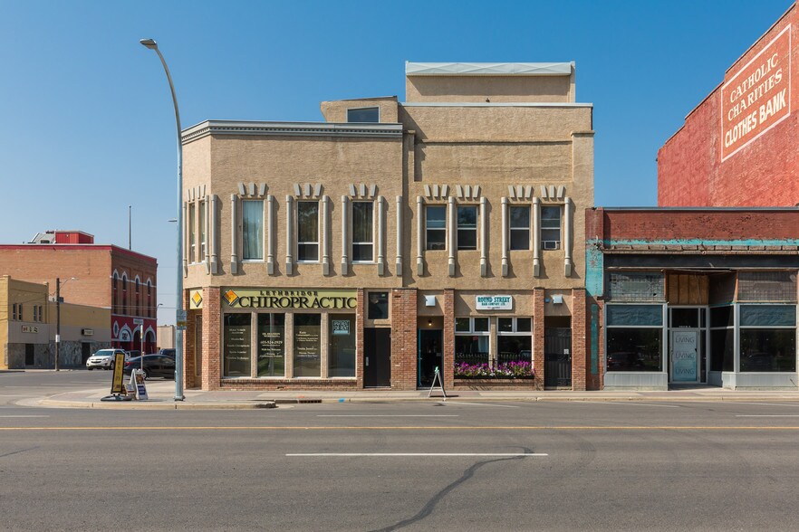 122 5 St S, Lethbridge, AB à vendre - Photo de l’immeuble – Image 2 sur 81