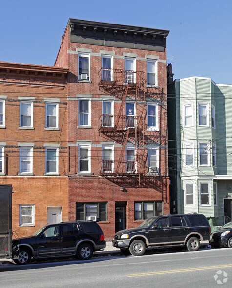 3469 John F. Kennedy Blvd, Jersey City, NJ à vendre - Photo principale – Image 1 sur 3
