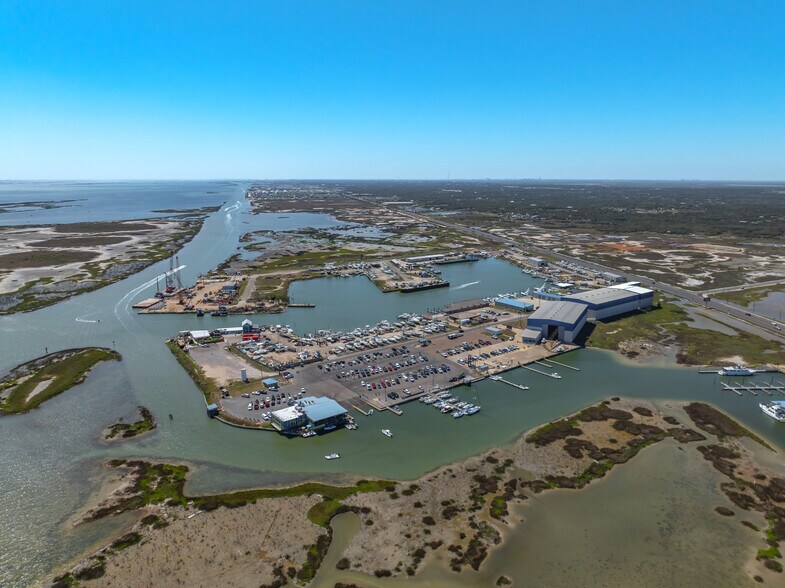 121 Cove Hbr N, Rockport, TX à vendre - Aérien – Image 3 sur 6