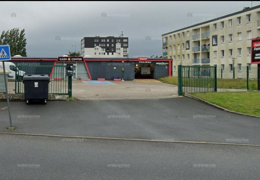 Local commercial dans Fecamp à louer - Photo de l’immeuble – Image 2 sur 5