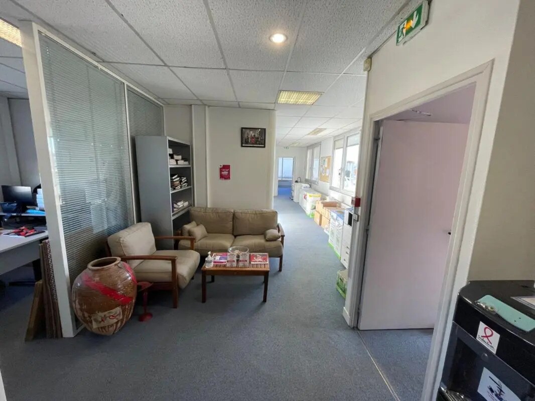 228 Rue Du Faubourg Saint-Martin, Paris à louer Photo de l’immeuble– Image 1 sur 16