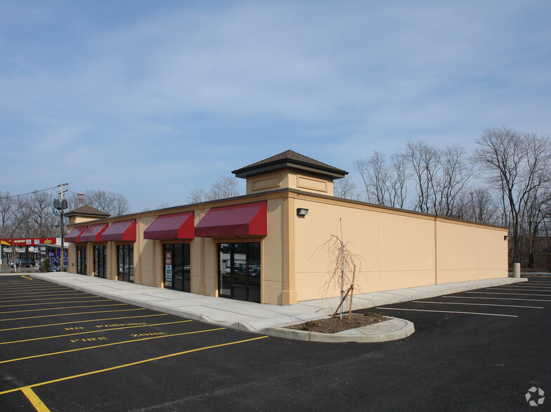414 Rt 59, Monsey, NY à louer - Photo de l’immeuble – Image 2 sur 3