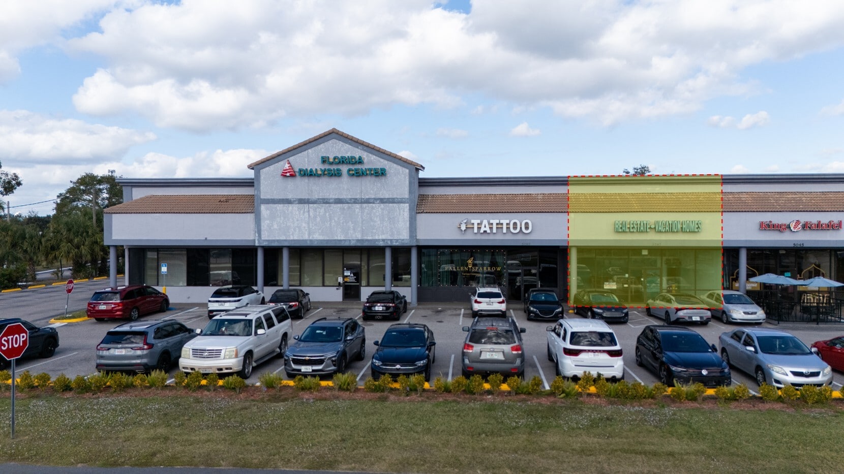 5041 W Irlo Bronson Memorial Hwy, Kissimmee, FL à louer Photo de l’immeuble– Image 1 sur 2