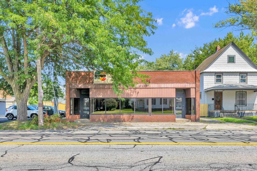913 Lake Ave, Elyria, OH à vendre - Photo de l’immeuble – Image 2 sur 14