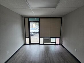 8034 Culebra Rd, San Antonio, TX à louer Photo intérieure– Image 2 sur 7