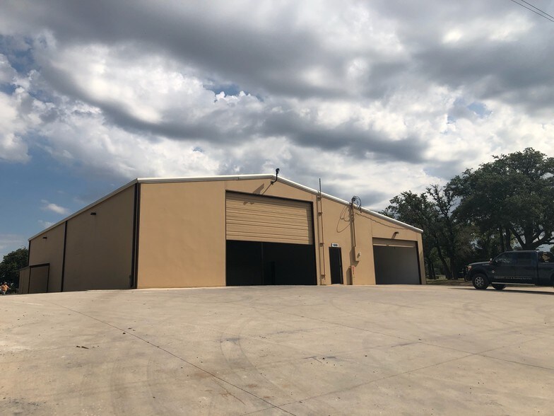 1808 Barnett Dr, Weatherford, TX à louer - Photo principale – Image 1 sur 22