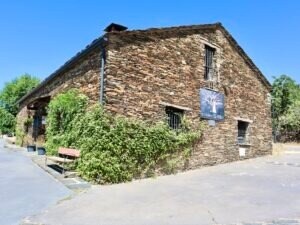 Local commercial dans Campillo de Ranas, Guadalajara à vendre - Photo de l’immeuble – Image 2 sur 28