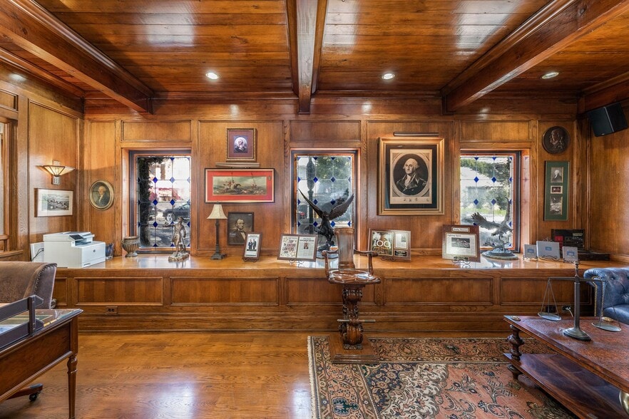 8752 Holloway Dr, West Hollywood, CA à vendre - Photo intérieure – Image 3 sur 30