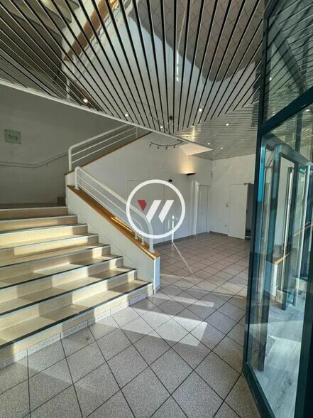 165 Avenue Du Bois De La Pie, Roissy-en-France à louer - Photo de l’immeuble – Image 1 sur 11