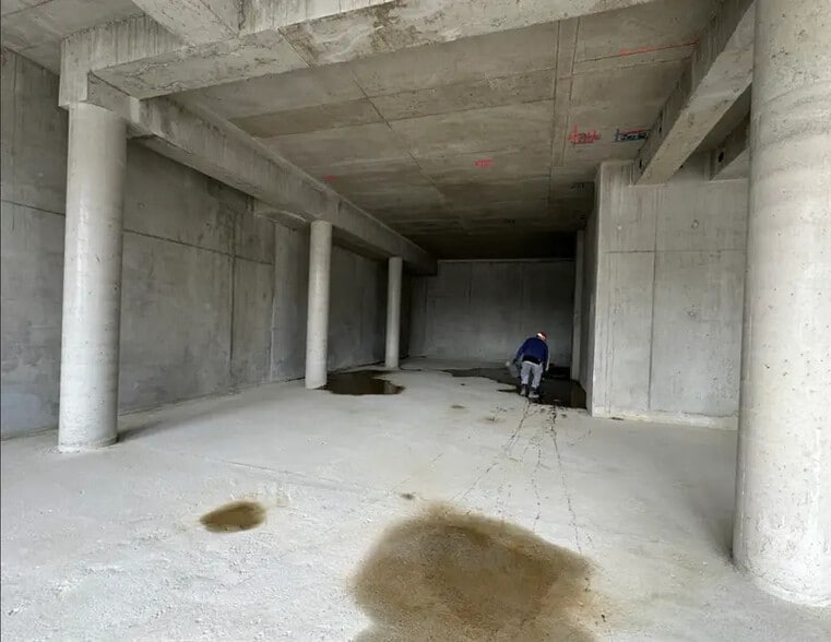 Local commercial dans Créteil à louer - Photo de l’immeuble – Image 3 sur 7