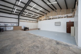 10200 N Lamar Blvd, Austin, TX à louer Photo intérieure– Image 1 sur 5