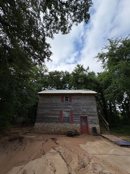 16455 FM 16 rd, Lindale, TX à vendre - Photo de l’immeuble – Image 2 sur 10