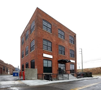 Plus de détails pour 740 E North St, Indianapolis, IN - Logement à vendre