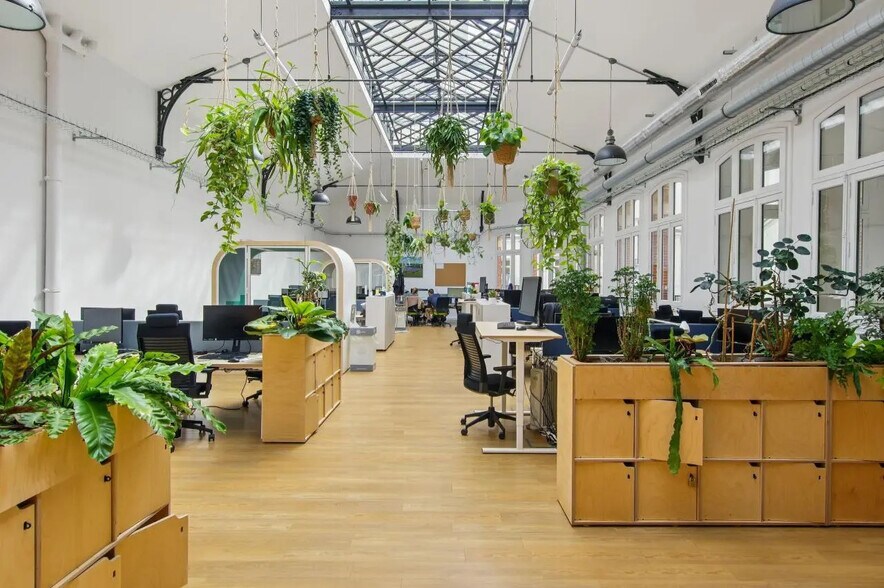 Bureau dans Paris à louer - Photo de l’immeuble – Image 2 sur 23