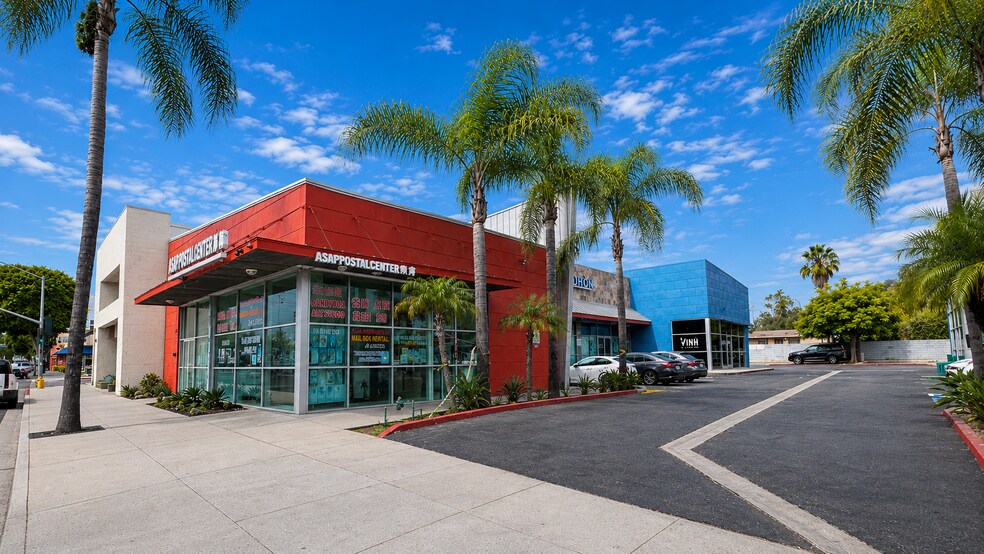 333 W Garvey Ave, Monterey Park, CA à vendre - Photo de l’immeuble – Image 2 sur 9