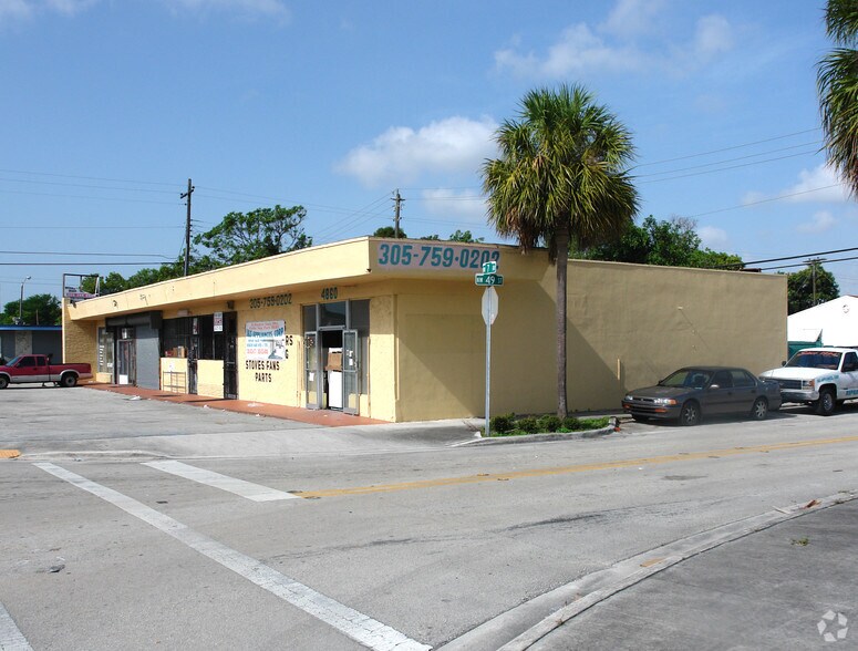 4848-4860 NW 7th Ave, Miami, FL à louer - Photo de l’immeuble – Image 2 sur 4