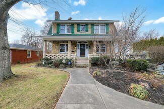 Plus de détails pour 3208 College Dr, Louisville, KY - Différents types d’espaces à louer