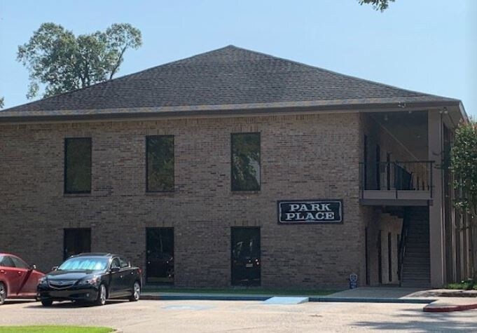 733 E Airport Ave, Baton Rouge, LA à louer Photo principale– Image 1 sur 4