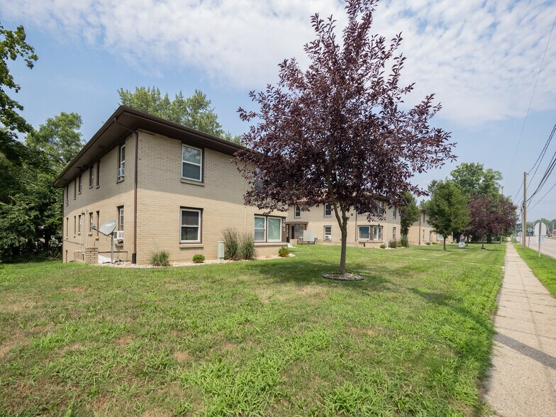 503 N Riverview Dr, Parchment, MI à vendre - Photo de l’immeuble – Image 1 sur 15