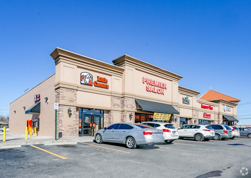 5400 Clinton Hwy, Knoxville, TN à louer - Photo principale – Image 1 sur 8