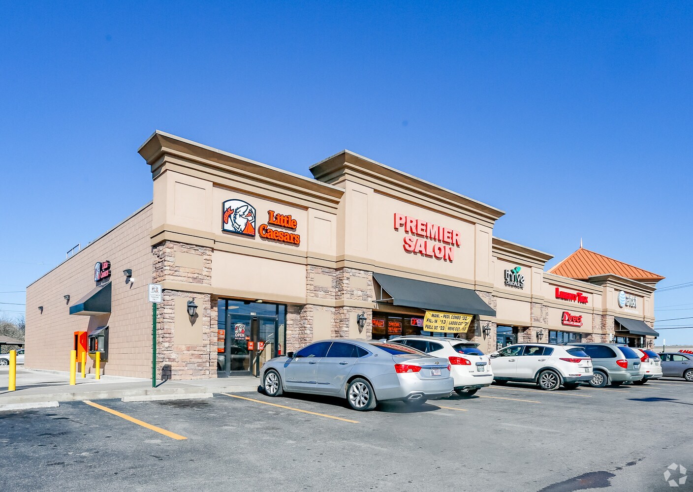 5400 Clinton Hwy, Knoxville, TN à louer Photo principale– Image 1 sur 9