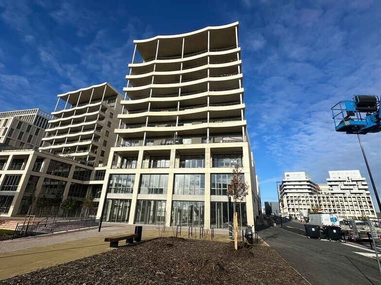 Local commercial dans Bordeaux à vendre - Photo de l’immeuble – Image 2 sur 4