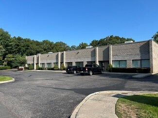 Plus de détails pour 131 Gary Way, Ronkonkoma, NY - Industriel/Logistique à louer