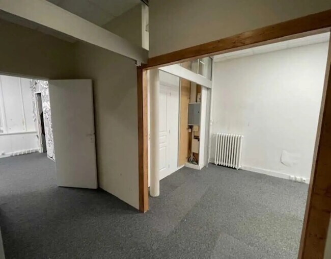 Plus de détails pour Bureau à louer