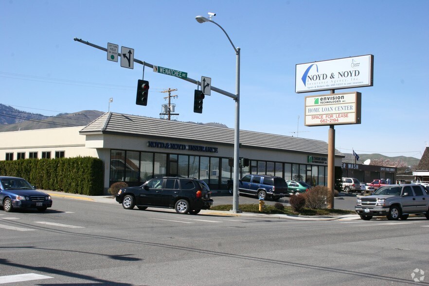 500 N Wenatchee Ave, Wenatchee, WA à louer - Photo de l’immeuble – Image 2 sur 6