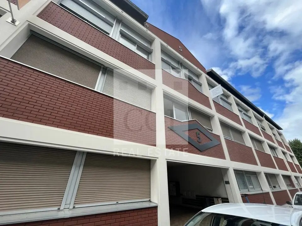 Bureau dans Lyon à louer Photo de l’immeuble– Image 1 sur 8