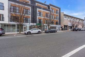 700 Bangs Ave, Asbury Park, NJ à louer Photo intérieure– Image 2 sur 22