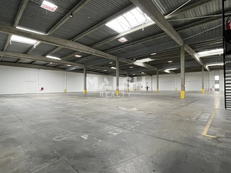 Bureau dans Corbas à louer - Photo intérieure – Image 2 sur 13