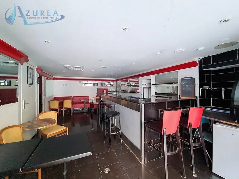 Local commercial dans Nice à louer - Photo de l’immeuble – Image 2 sur 4