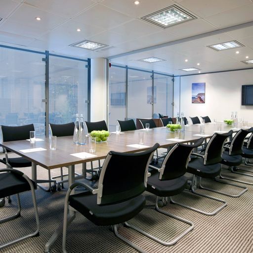 80-85 Tottenham Court Rd, Londres à louer - Photo intérieure – Image 3 sur 11