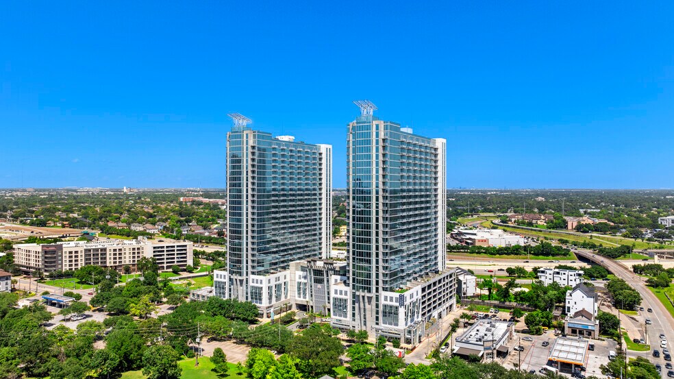 5927 Almeda Rd, Houston, TX à louer - Photo de l’immeuble – Image 3 sur 18