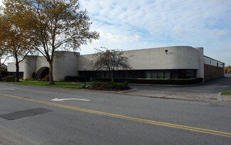 Plus de détails pour 1930-1940 New Hwy, Farmingdale, NY - Industriel/Logistique à vendre