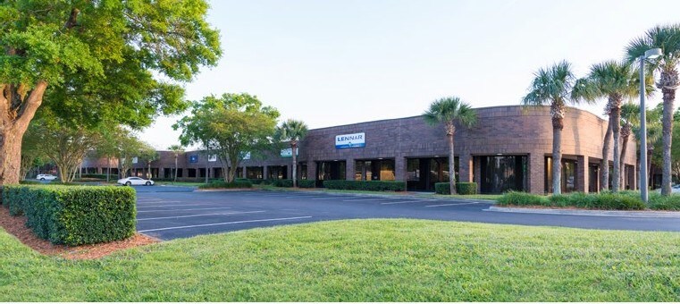 9440 Philips Hwy, Jacksonville, FL à louer Photo principale– Image 1 sur 10