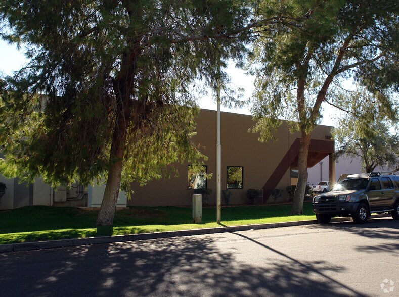 1801 W 4th St, Tempe, AZ à louer - Photo de l’immeuble – Image 2 sur 2