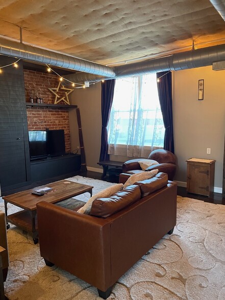 3915 Saint Elmo Ave, Chattanooga, TN à louer - Photo de l’immeuble – Image 3 sur 9