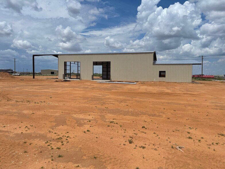 TBD 3930 SCR 1233, Midland, TX à vendre - Photo de l’immeuble – Image 2 sur 11