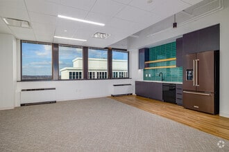 6400 Arlington Blvd, Falls Church, VA à louer Photo intérieure– Image 2 sur 9