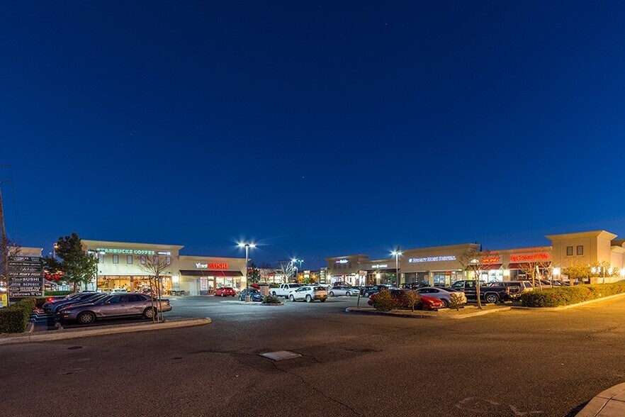 17003 Bear Valley Rd, Hesperia, CA à louer - Photo de l’immeuble – Image 2 sur 10