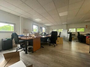 Industriel/Logistique dans Orly à vendre Photo intérieure– Image 2 sur 8