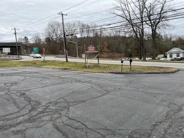 124 Westcott Rd, Killingly, CT à vendre - Photo de l’immeuble – Image 2 sur 10