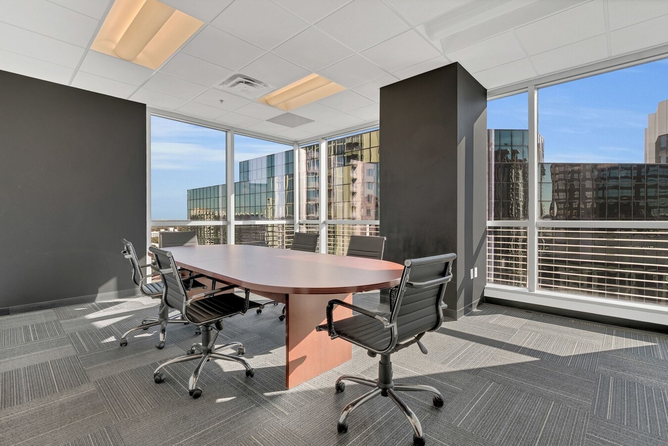 121-189 S Orange Ave, Orlando, FL 32801 - Lot 1520-1530 -  - Photo intérieure - Image 1 of 2